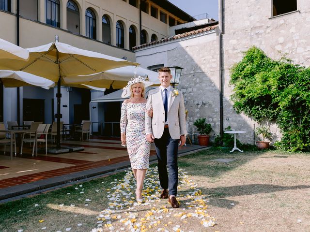 Il matrimonio di Ben e Sarah a Iseo, Brescia 27