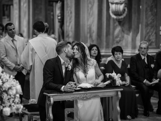 Il matrimonio di Keoma e Veronica a Racconigi, Cuneo 30