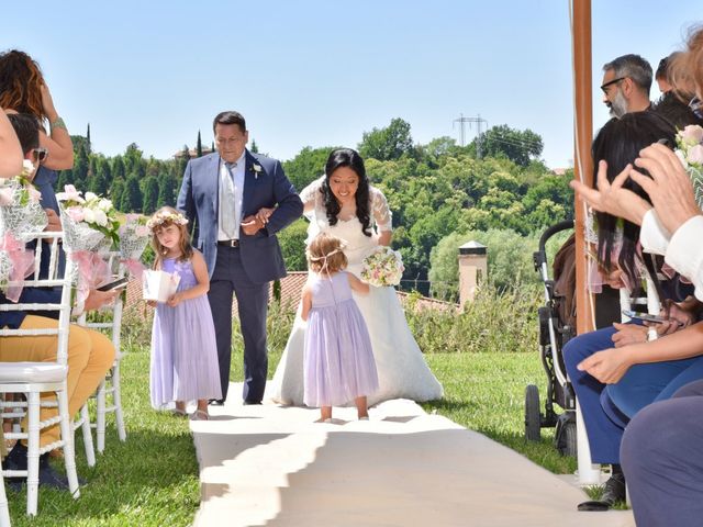 Il matrimonio di Massimo e Sandra Elizabeth a Roccantica, Rieti 11