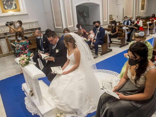 Il matrimonio di Ilenia e Emanuele a Salerno, Salerno 16