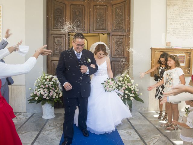 Il matrimonio di Ilenia e Emanuele a Salerno, Salerno 23