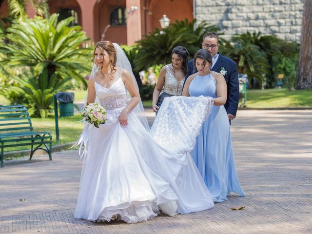 Il matrimonio di Ilenia e Emanuele a Salerno, Salerno 29