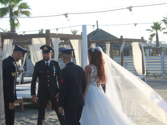 Il matrimonio di Annalisa  e Francesco  a Margherita di Savoia, Bari 20