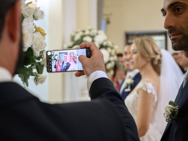 Il matrimonio di Sara e Salvatore a Torre del Greco, Napoli 19