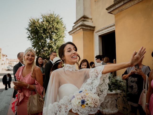 Il matrimonio di Damien e Alessandra a San Giovanni in Croce, Cremona 27