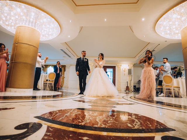 Il matrimonio di Mariangela e Valerio a Carpineto della Nora, Pescara 23