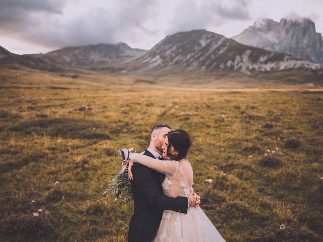Il matrimonio di Mariangela e Valerio a Carpineto della Nora, Pescara 38