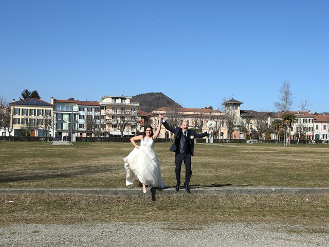 Il matrimonio di Mirco e Cristina a Inarzo, Varese 22