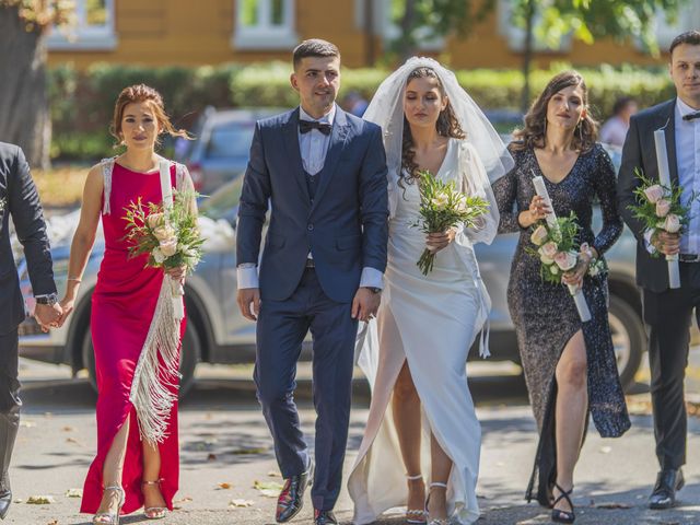 Il matrimonio di Denisa e Sebastian a Brescia, Brescia 17