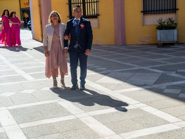 Il matrimonio di Vincenzo e Daniela a San Gavino Monreale, Cagliari 96