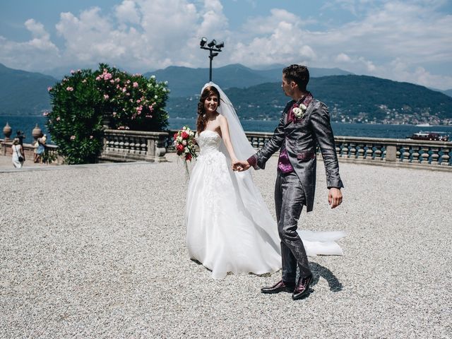 Il matrimonio di Mattia e Matilde a Sesto Calende, Varese 16