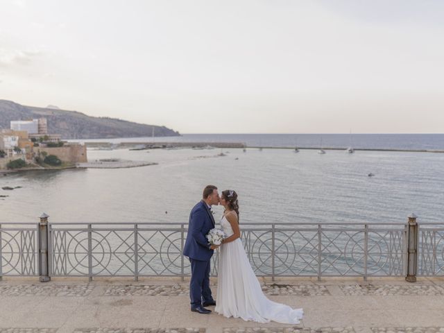 Il matrimonio di Vincenzo e Chiara a Castellammare del Golfo, Trapani 48