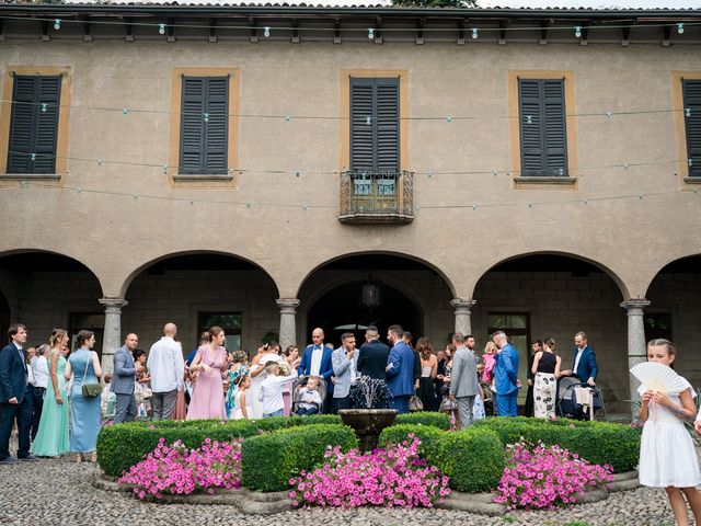 Il matrimonio di Giovanni e Sabina a Erba, Como 49