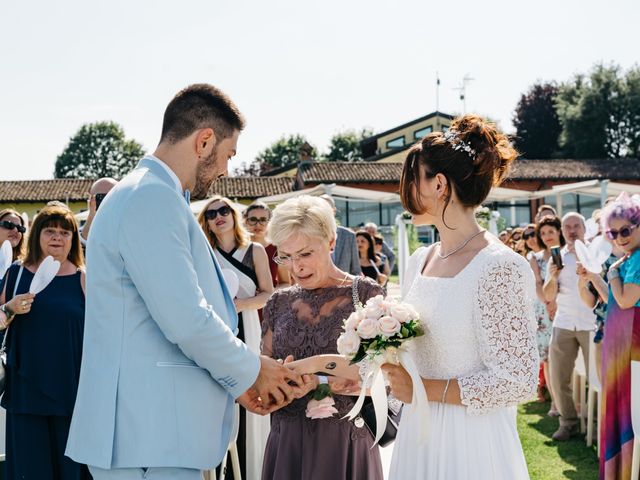Il matrimonio di Stefano e Giulia a Salvirola, Cremona 8