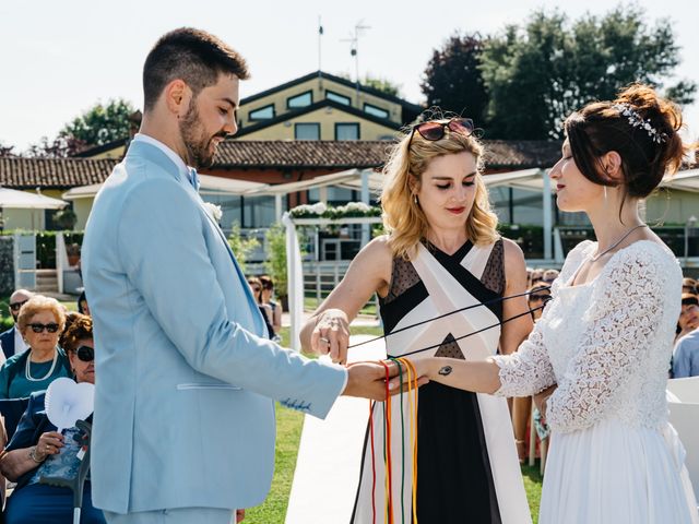 Il matrimonio di Stefano e Giulia a Salvirola, Cremona 24