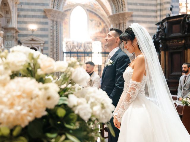 Il matrimonio di Rossella e Stefano a Orvieto, Terni 24