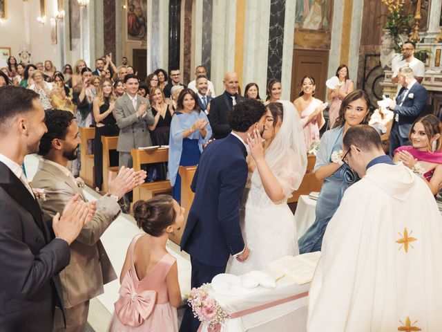 Il matrimonio di Luca e Miriana a Capurso, Bari 29
