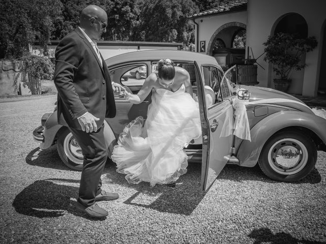 Il matrimonio di Paola e Simone a Lucca, Lucca 30