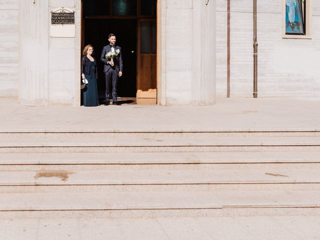 Il matrimonio di Roberto e Simona a Assemini, Cagliari 21