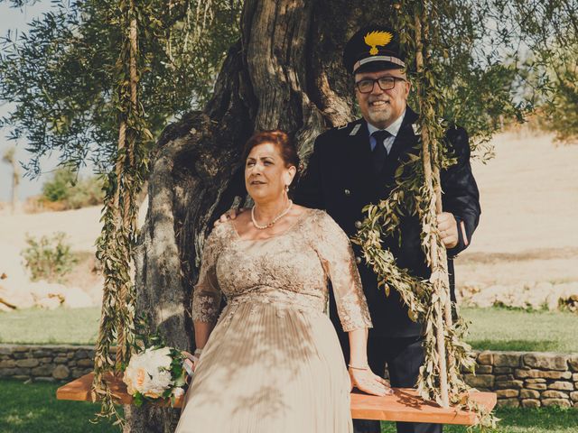 Il matrimonio di Giovanni e Rossella a Cirò Marina, Crotone 15