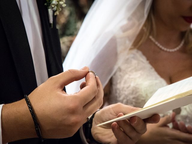 Il matrimonio di Edoardo e Sabrina a Pombia, Novara 17