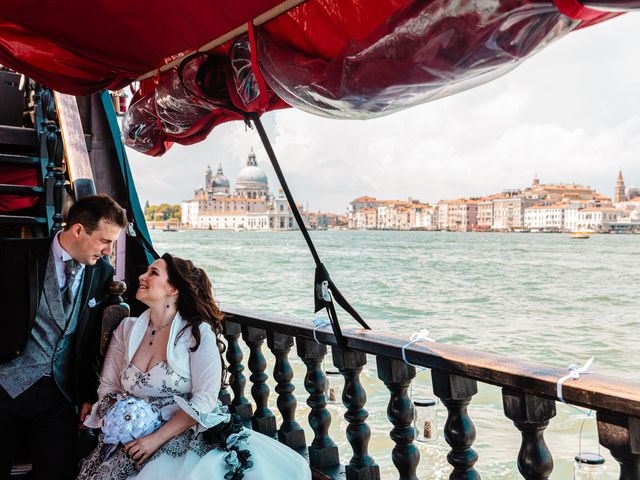 Il matrimonio di Marco e Sara a Venezia, Venezia 40