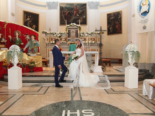 Il matrimonio di Vincenzo e Antonietta a Castel San Lorenzo, Salerno 12