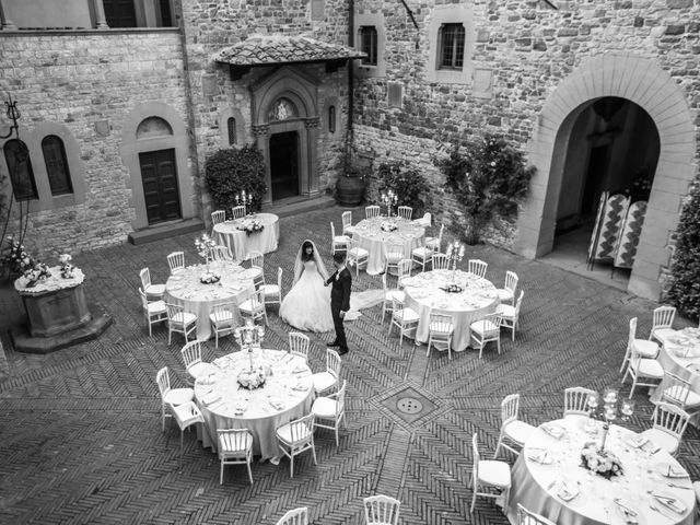 Il matrimonio di Valerio  e Daniela a San Casciano in Val di Pesa, Firenze 7