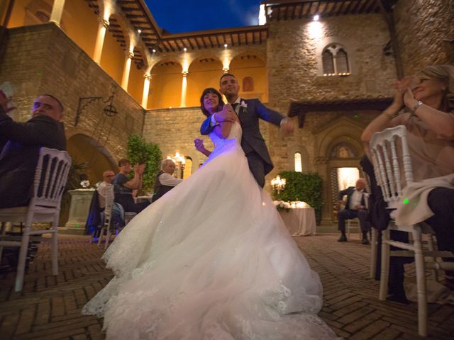 Il matrimonio di Valerio  e Daniela a San Casciano in Val di Pesa, Firenze 9