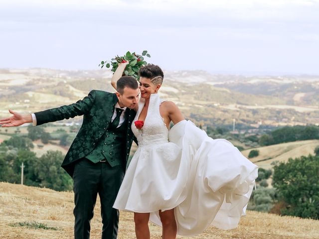 Il matrimonio di Pietro e Veronica a Cartoceto, Pesaro - Urbino 26