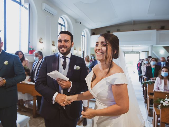 Il matrimonio di Antonio e Luisana a Faicchio, Benevento 30