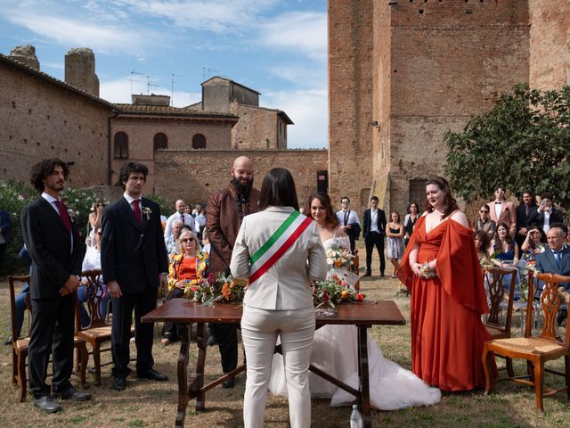 Il matrimonio di Dario e Miriam a Montaione, Firenze 12