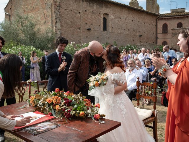 Il matrimonio di Dario e Miriam a Montaione, Firenze 13