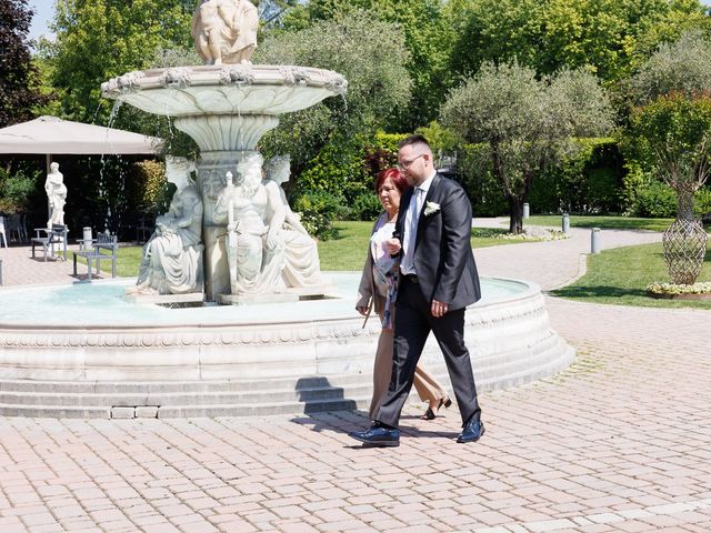 Il matrimonio di Roberta e Cristian a Rovato, Brescia 11