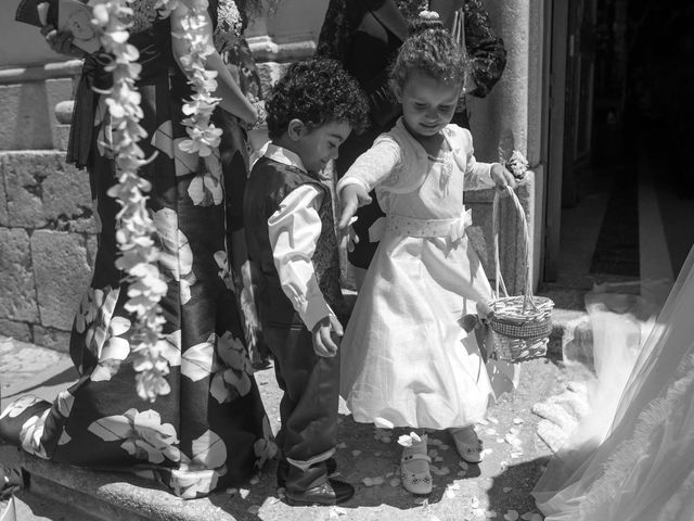 Il matrimonio di Antonio e Concetta a Torre Le Nocelle, Avellino 22