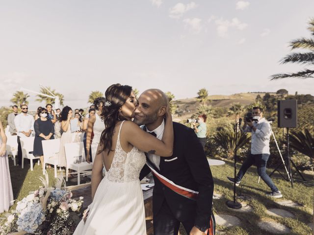 Il matrimonio di Flavia e Laura a Calatafimi-Segesta, Trapani 37