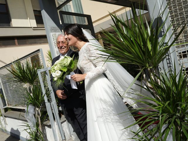 Il matrimonio di Viviana e Giuseppe a Pisticci, Matera 14