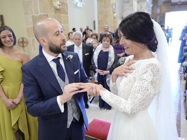 Il matrimonio di Viviana e Giuseppe a Pisticci, Matera 19