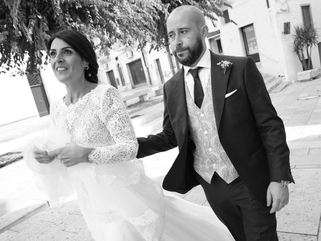 Il matrimonio di Viviana e Giuseppe a Pisticci, Matera 27