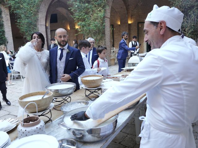 Il matrimonio di Viviana e Giuseppe a Pisticci, Matera 33