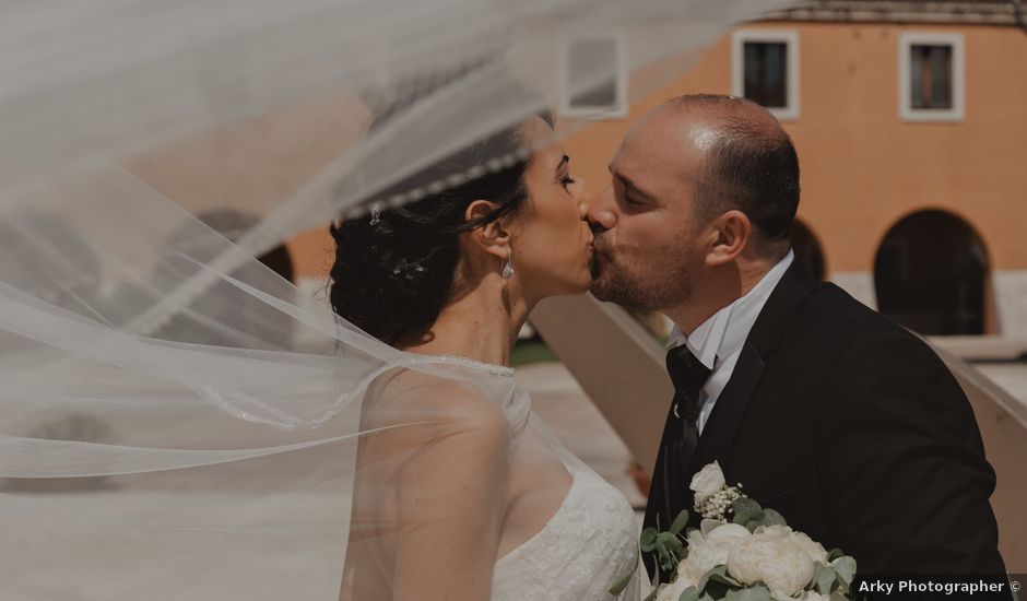 Il matrimonio di Luciano e Rossella a Roccanova, Potenza