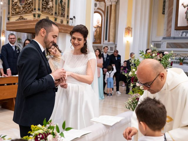 Il matrimonio di Alessandro e Dora a Pomarico, Matera 23