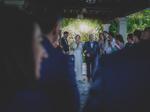 Il matrimonio di Valentino e Jenis a San Casciano in Val di Pesa, Firenze 16