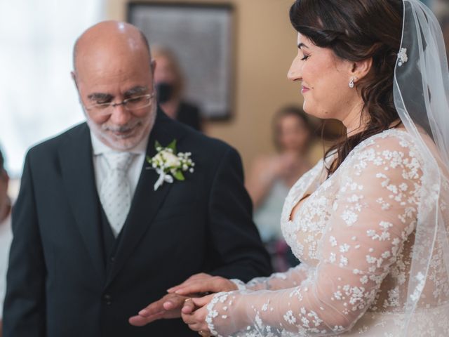 Il matrimonio di Roberto e Vittoria a Arborea, Oristano 26