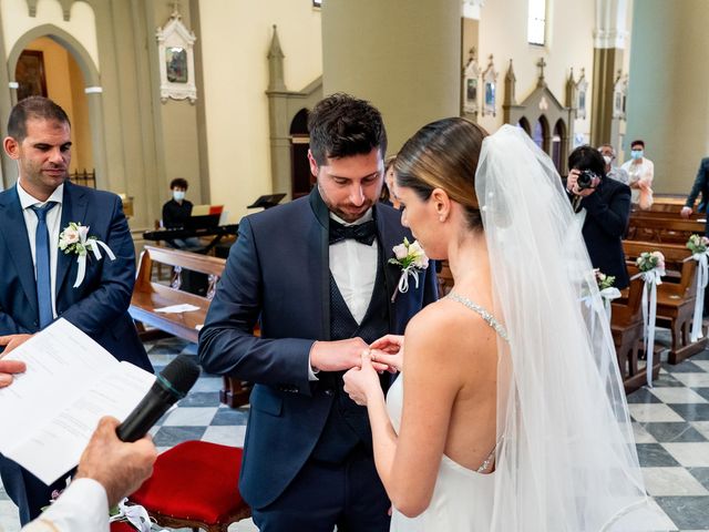 Il matrimonio di Enrico e Beatrice a Castelvetro di Modena, Modena 16