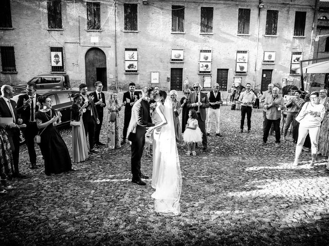 Il matrimonio di Enrico e Beatrice a Castelvetro di Modena, Modena 21
