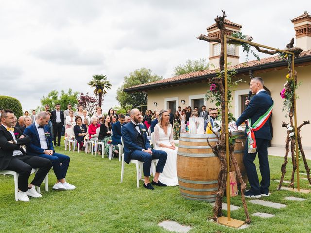 Il matrimonio di Mirko e Fabiola a Adro, Brescia 32
