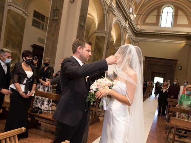 Il matrimonio di Thomas e Giorgia a Offida, Ascoli Piceno 17