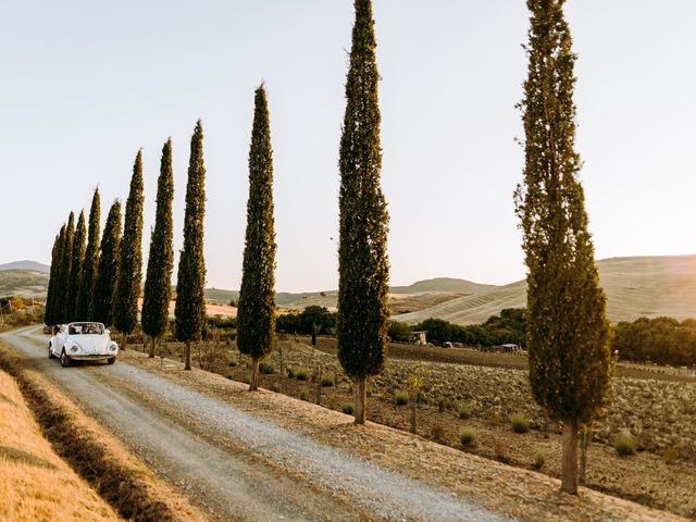 Il matrimonio di Daniel e Lara a Castiglione d&apos;Orcia, Siena 36