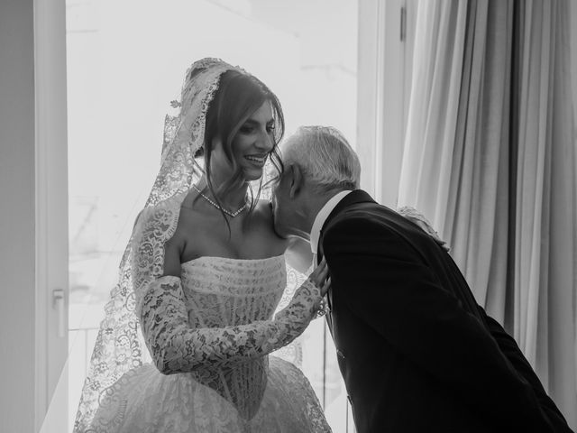 Il matrimonio di Cosimo e Amanda a Carovigno, Brindisi 11